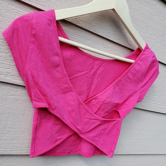 COPY - 🎉Host Pick🎉 American Eagle Cross Back Crop Top - Picture 8 of 8